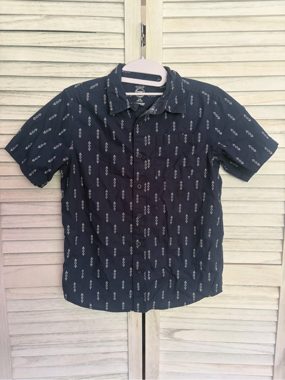 wonder nation Navy Short-Sleeve Button-Down with White Geometric Print